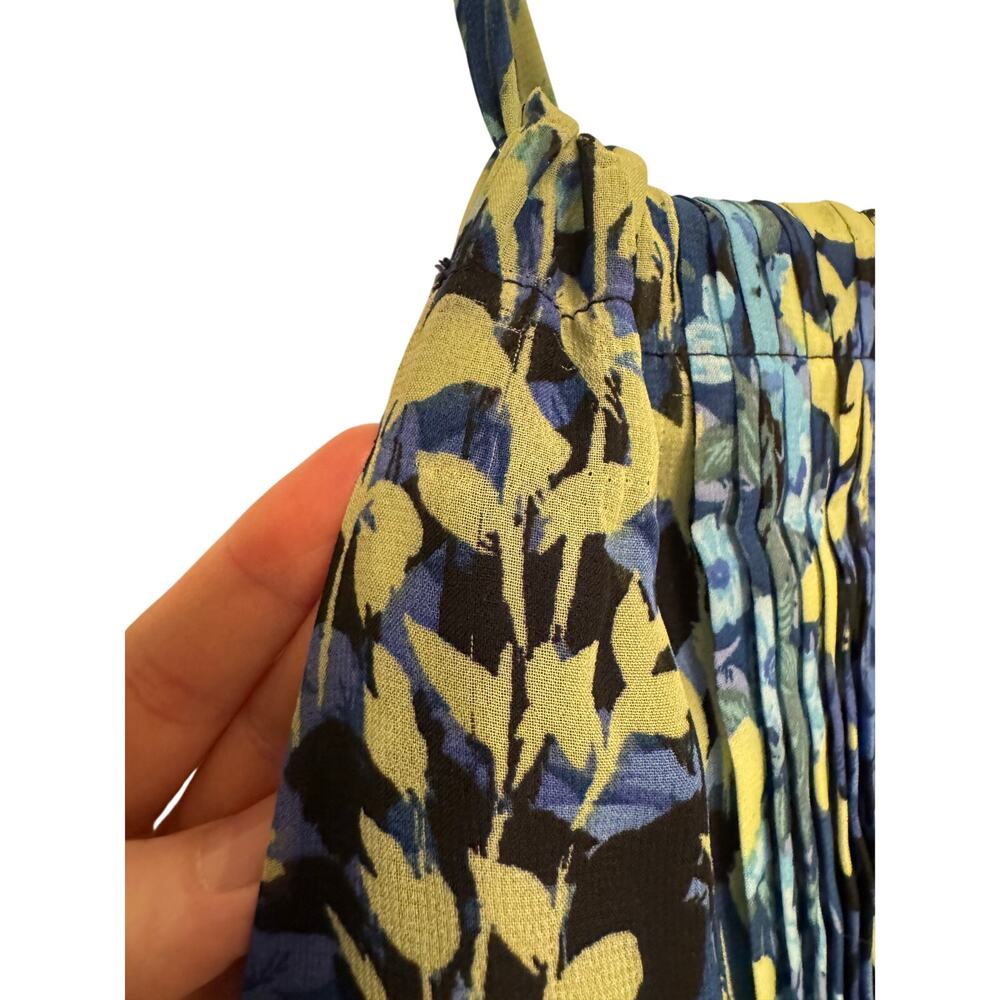 Nicole Miller Studio blue floral dress size 4 - Picture 14 of 14